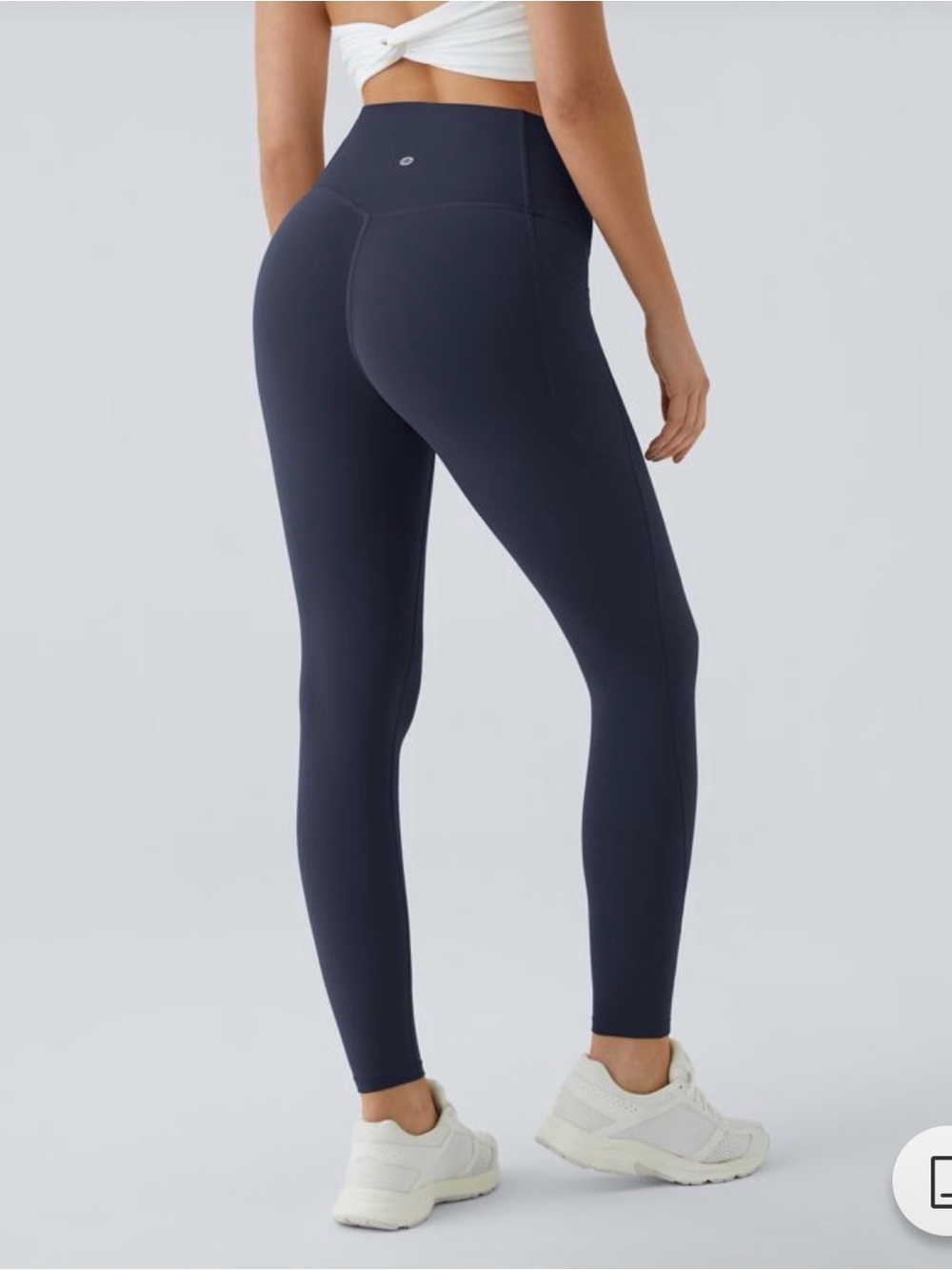 NWOT Halara UltraSculpt™ High Waisted Tummy Control Pocket Shaping 7/8 Leggings - Picture 2 of 9